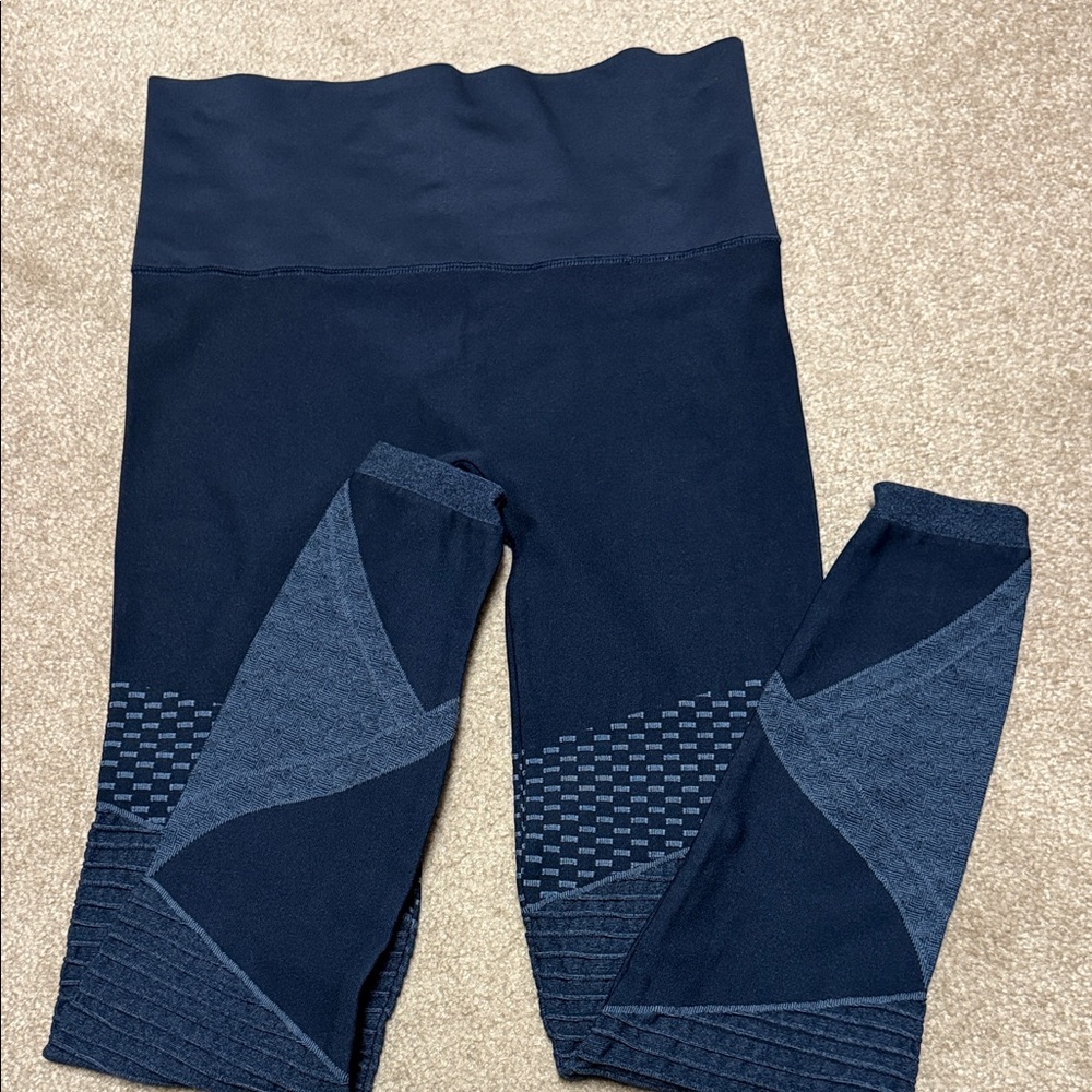 NWOT Spanx womens leggings